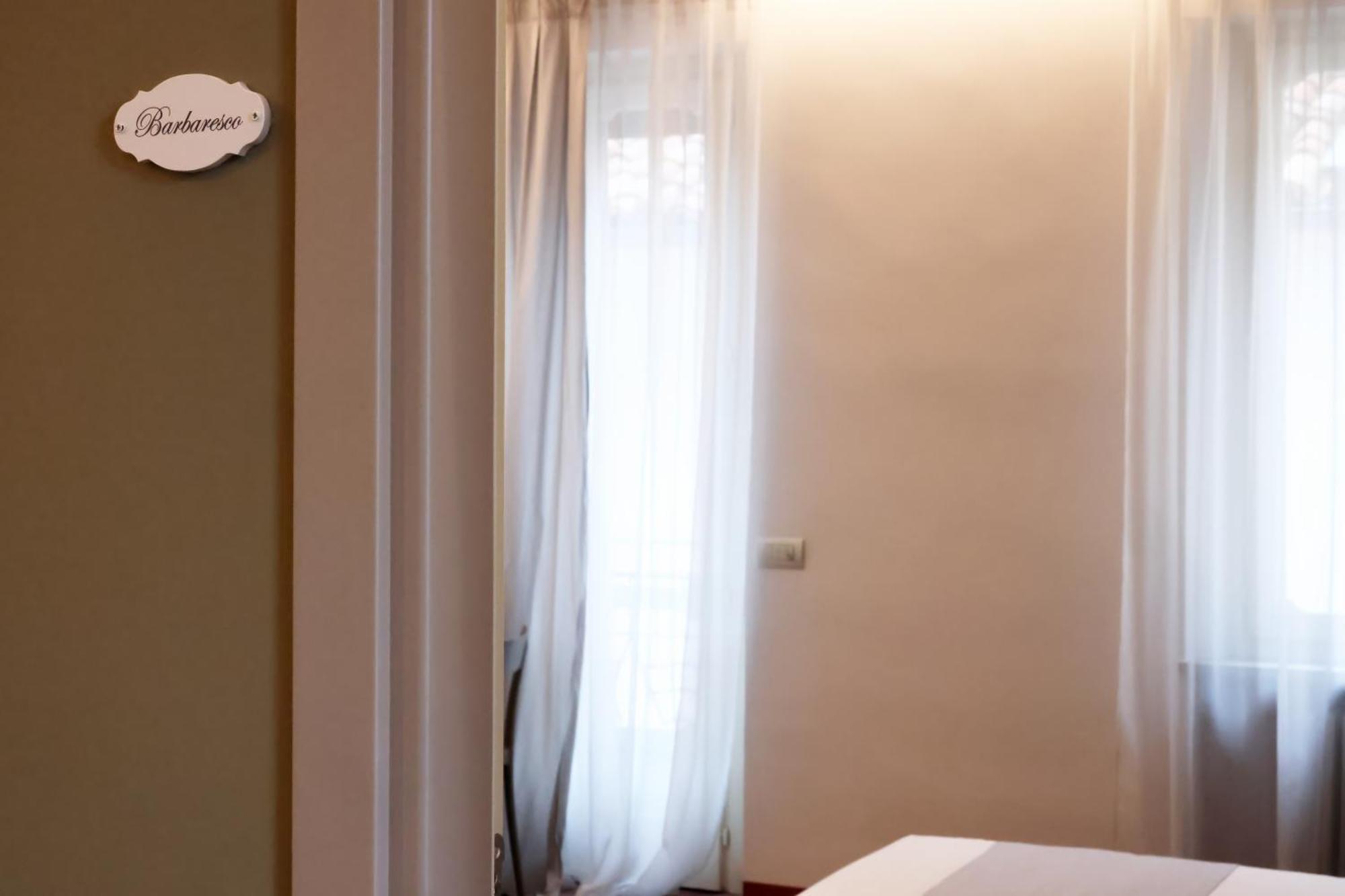 Palazzo Belli Bed & Breakfast อัลบา ภายนอก รูปภาพ