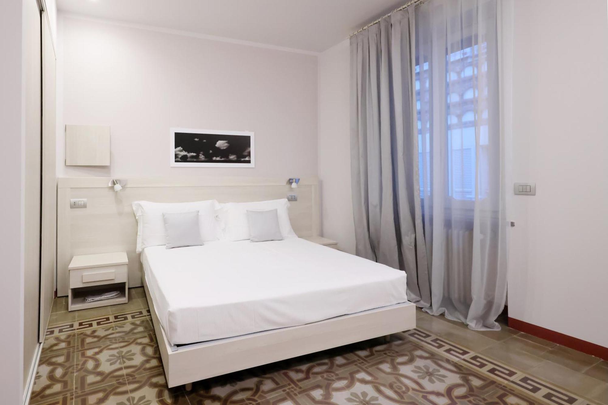 Palazzo Belli Bed & Breakfast อัลบา ภายนอก รูปภาพ
