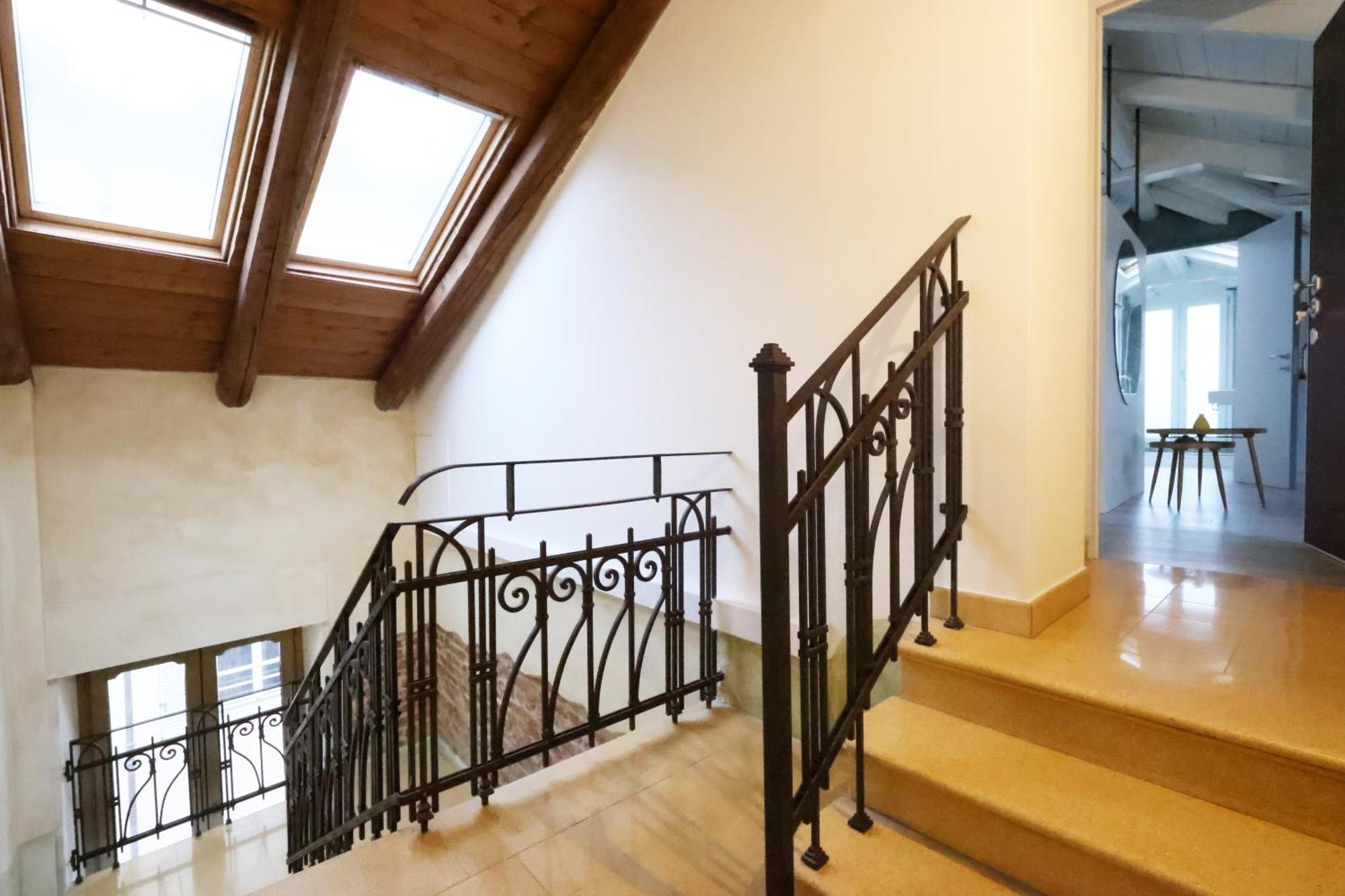 Palazzo Belli Bed & Breakfast อัลบา ภายนอก รูปภาพ