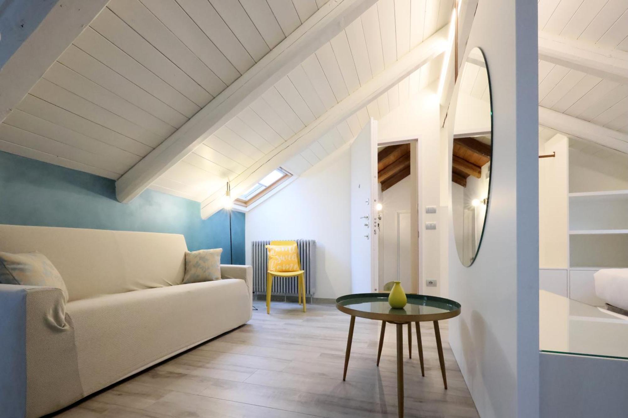 Palazzo Belli Bed & Breakfast อัลบา ภายนอก รูปภาพ