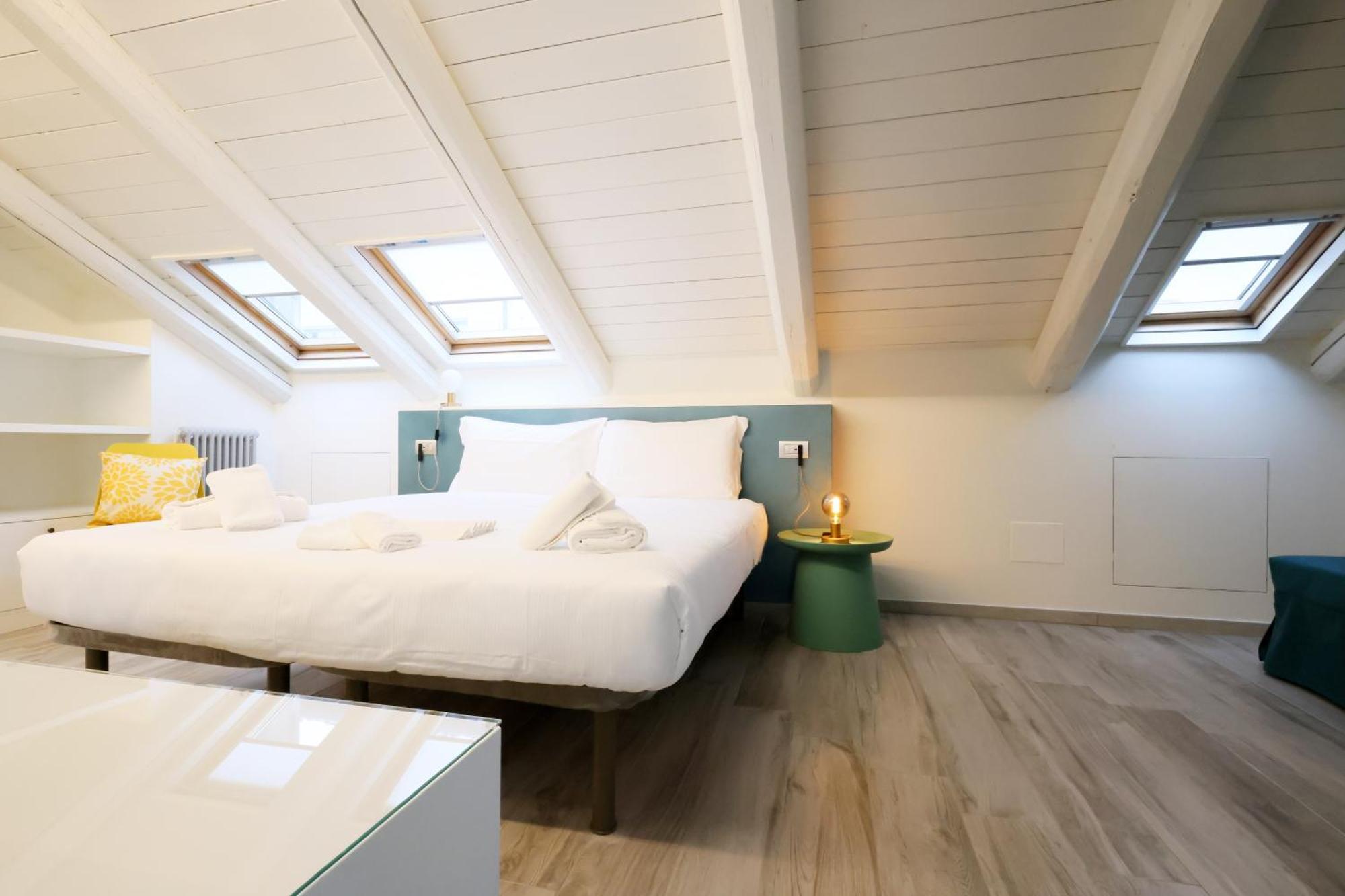 Palazzo Belli Bed & Breakfast อัลบา ภายนอก รูปภาพ